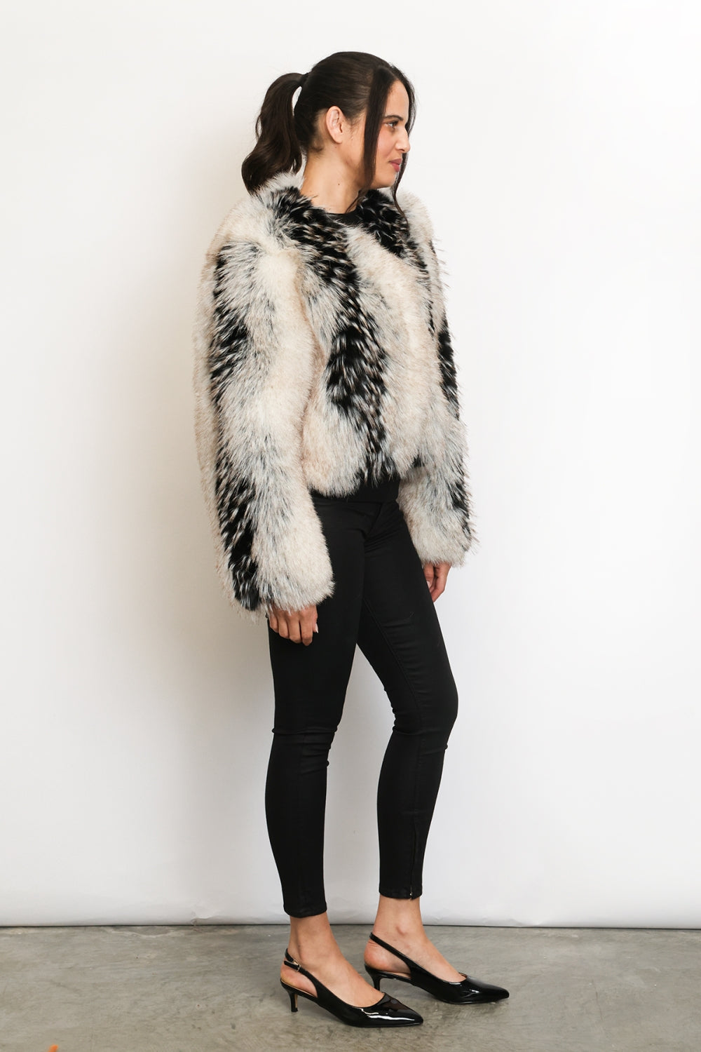 PM4172_IVORY
