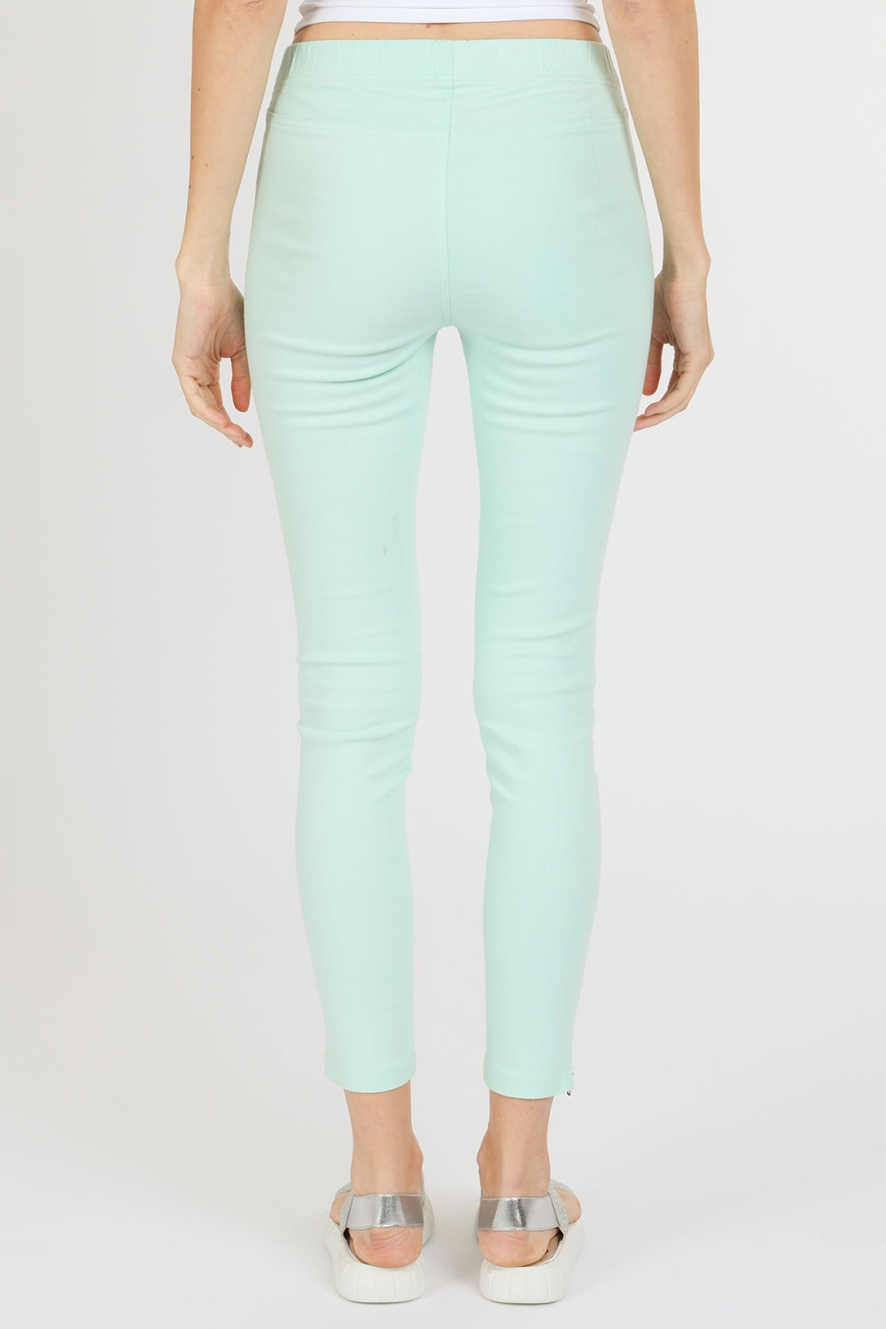 OP7019_MINT