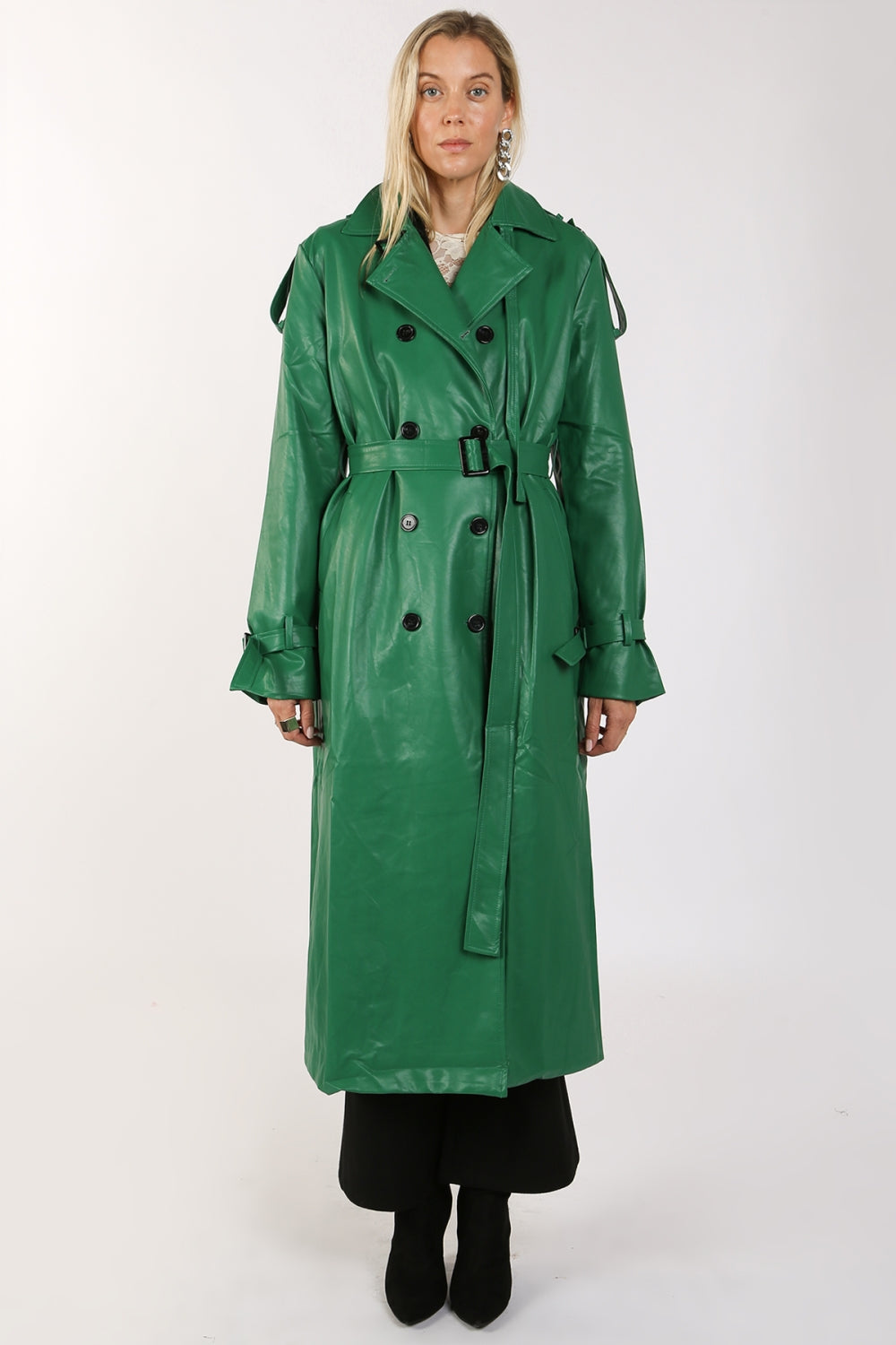 MC4130_GREEN