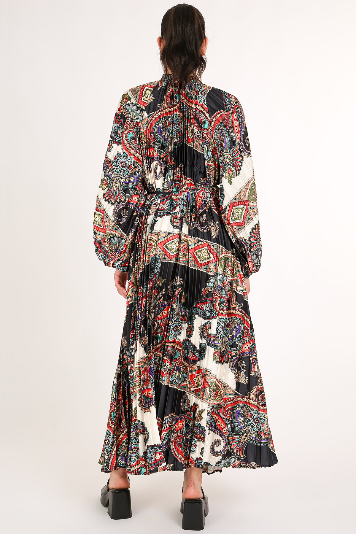 Ellen Multicolor Abstract Paisley Print Pleated Maxi Dress - Shop Beulah Style
