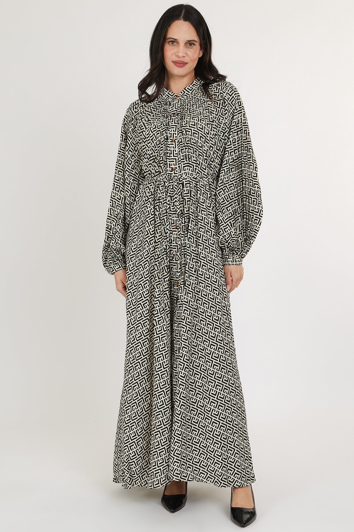 Chelly Contrast Geometric Print Belted Maxi Dress - Shop Beulah Style