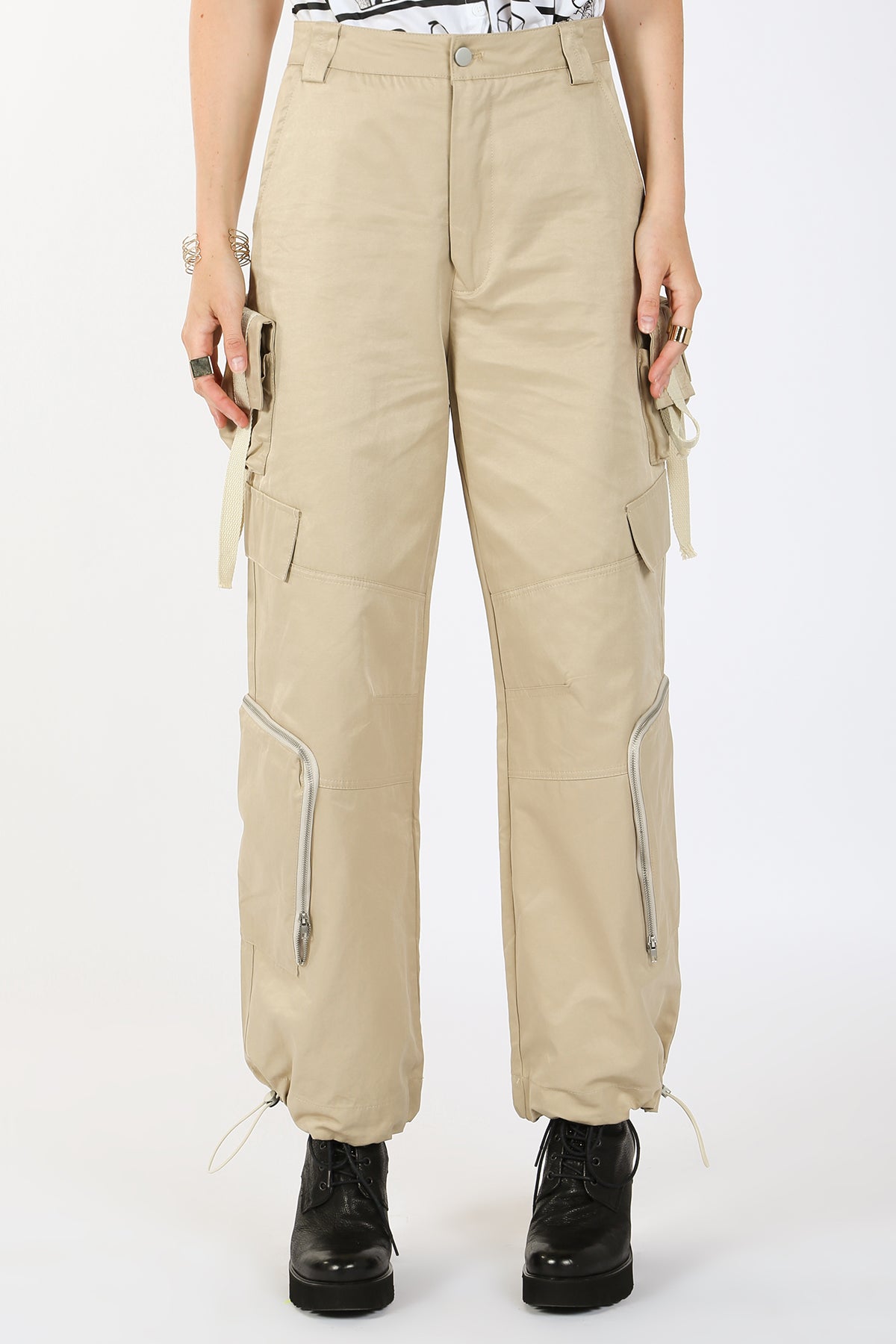Palmer Strap Detail Cargo Baggy Pants - Shop Beulah Style