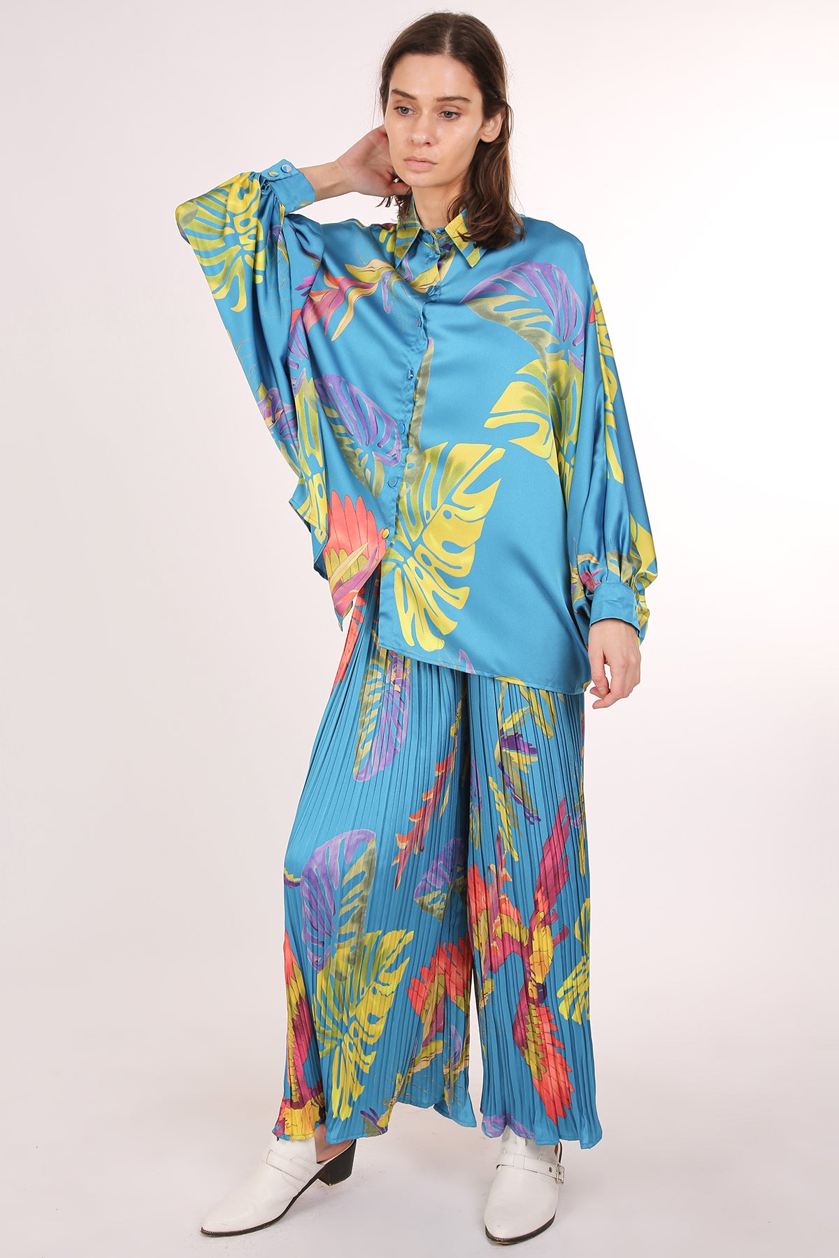 Ambrose Tropical Printed Satin Top & Pants Set - Shop Beulah Style