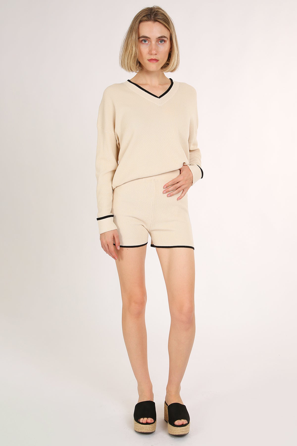 Thomas Contrast Lining Ribbed Knit Top & Shorts Set - Shop Beulah Style