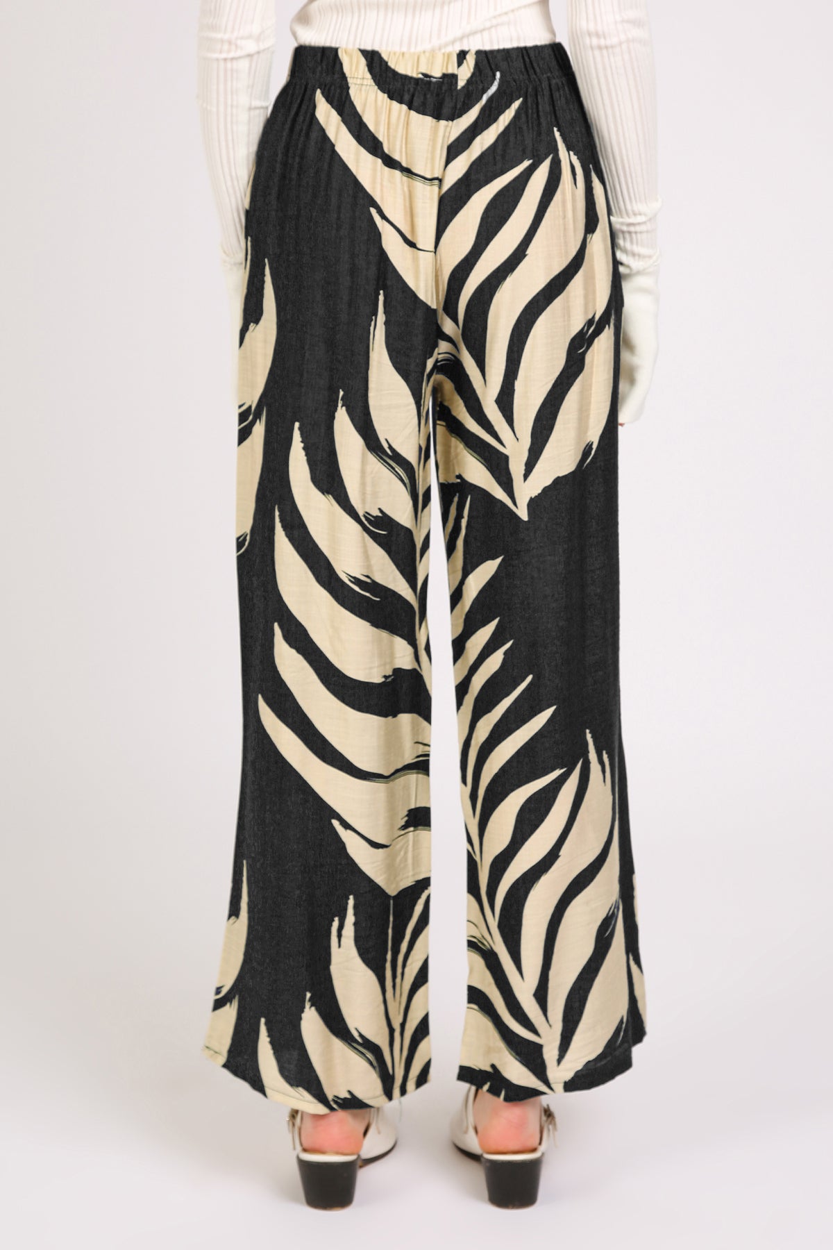 Angela Tropical Botanic Printed Wide Pants - Shop Beulah Style