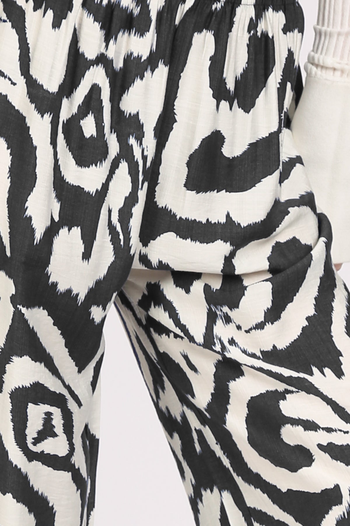 Balan Abstract Swirl Printed Wide Long Pants - Shop Beulah Style