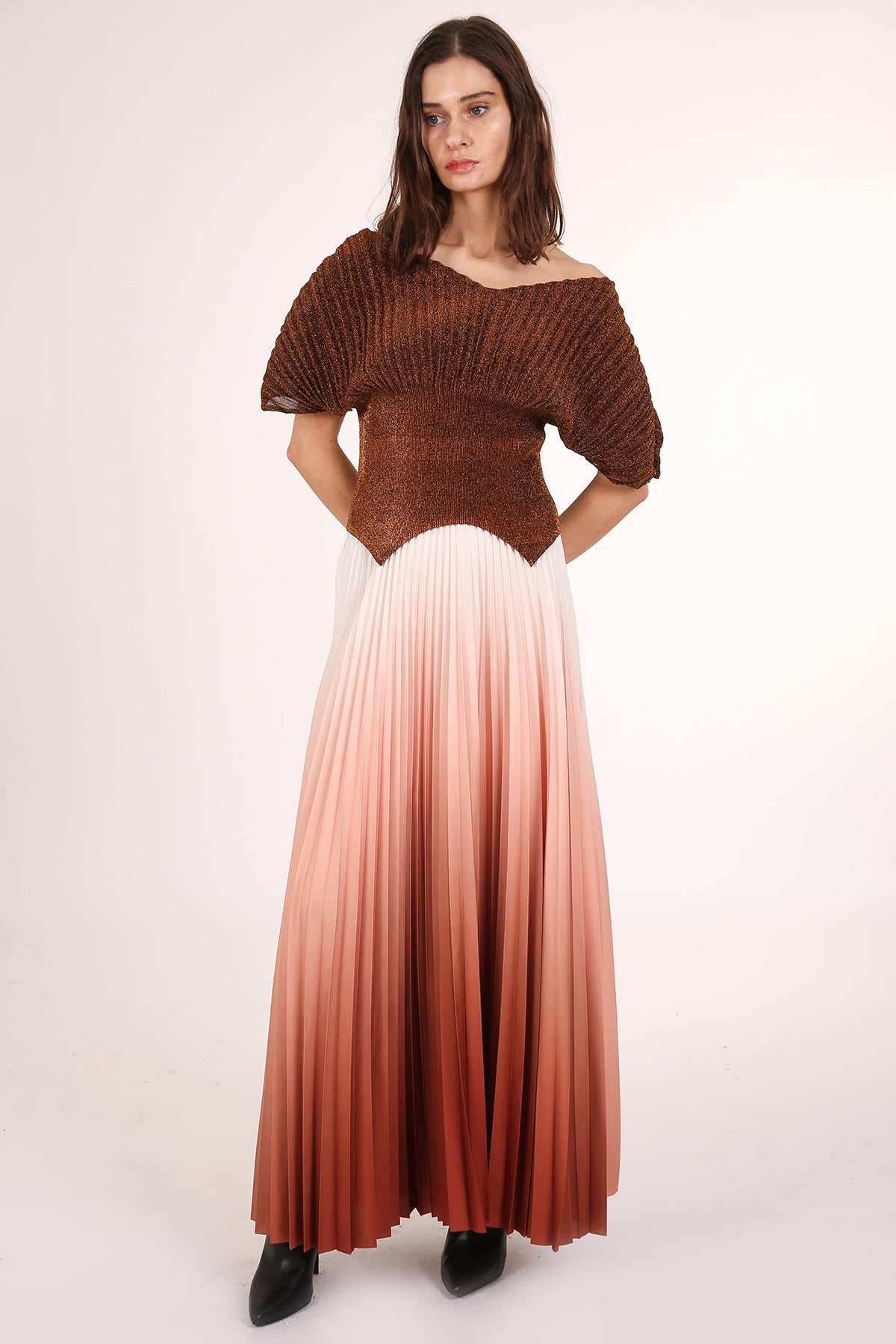 Reuben Metallic Glitter Pleats Top & Solid Maxi Skirt Set - Shop Beulah Style
