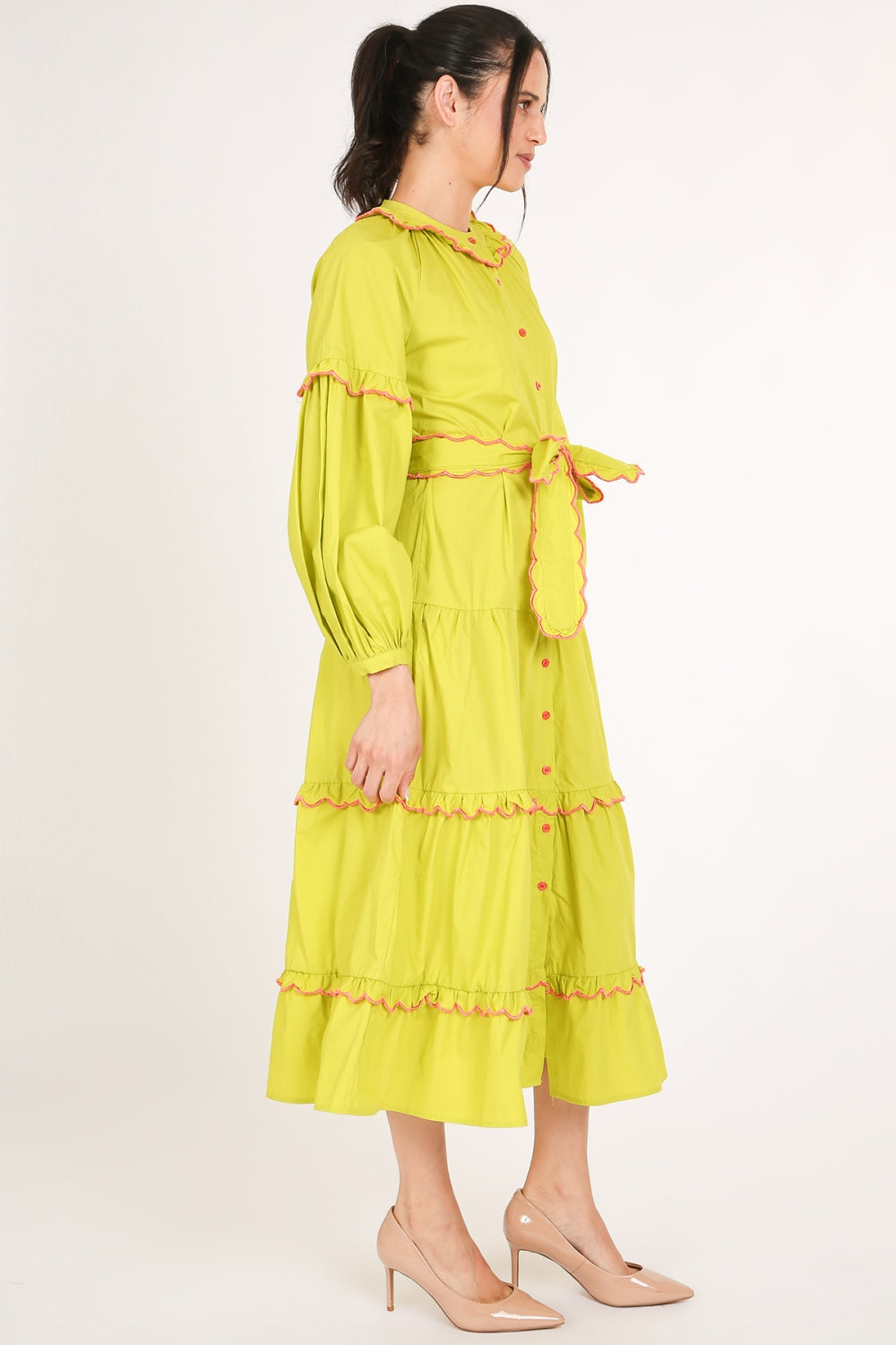 PC3899_NEON