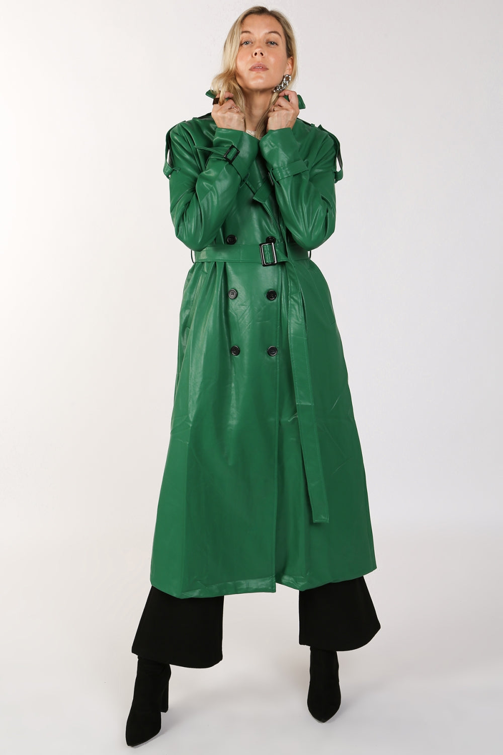 MC4130_GREEN
