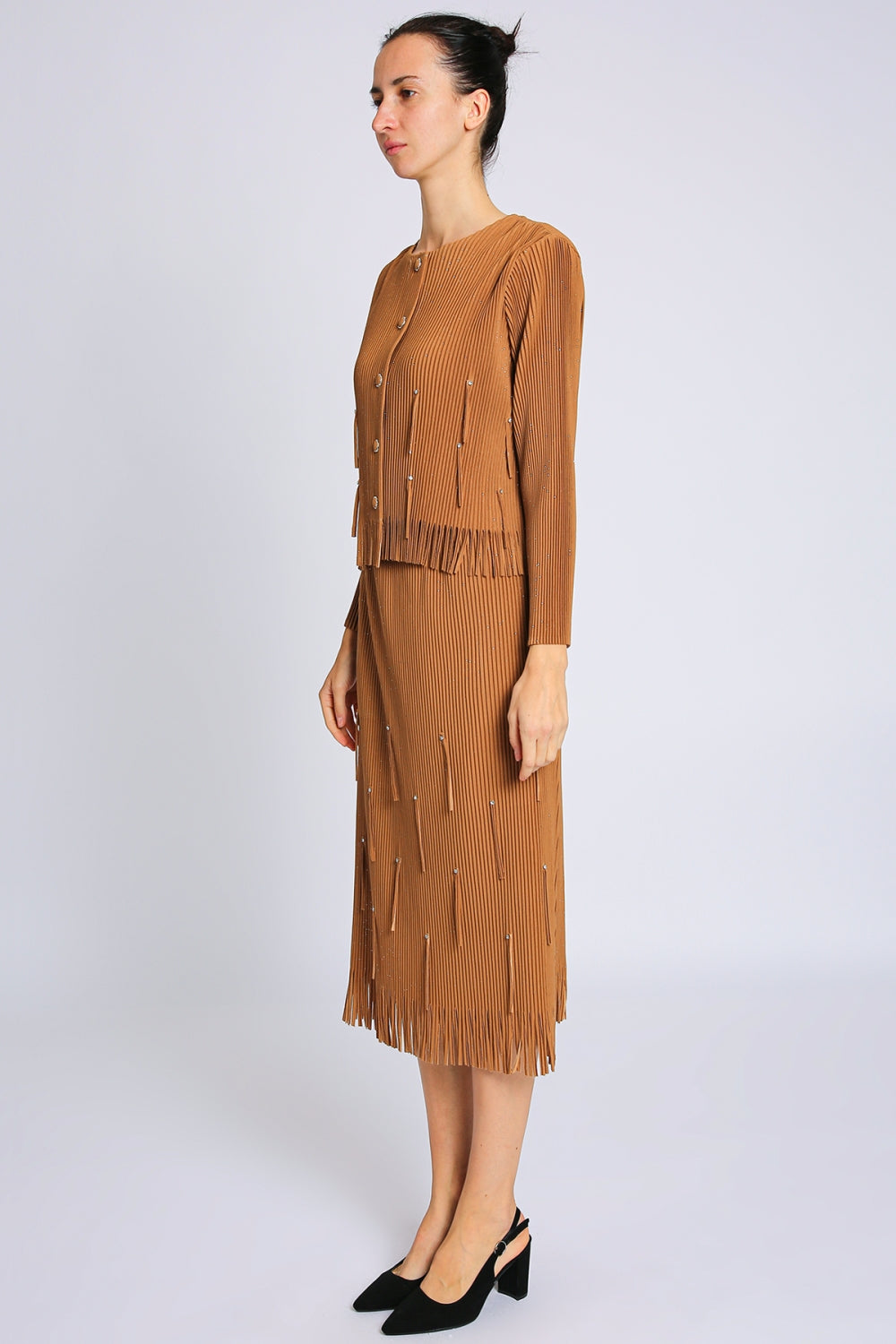 PM6024_BROWN
