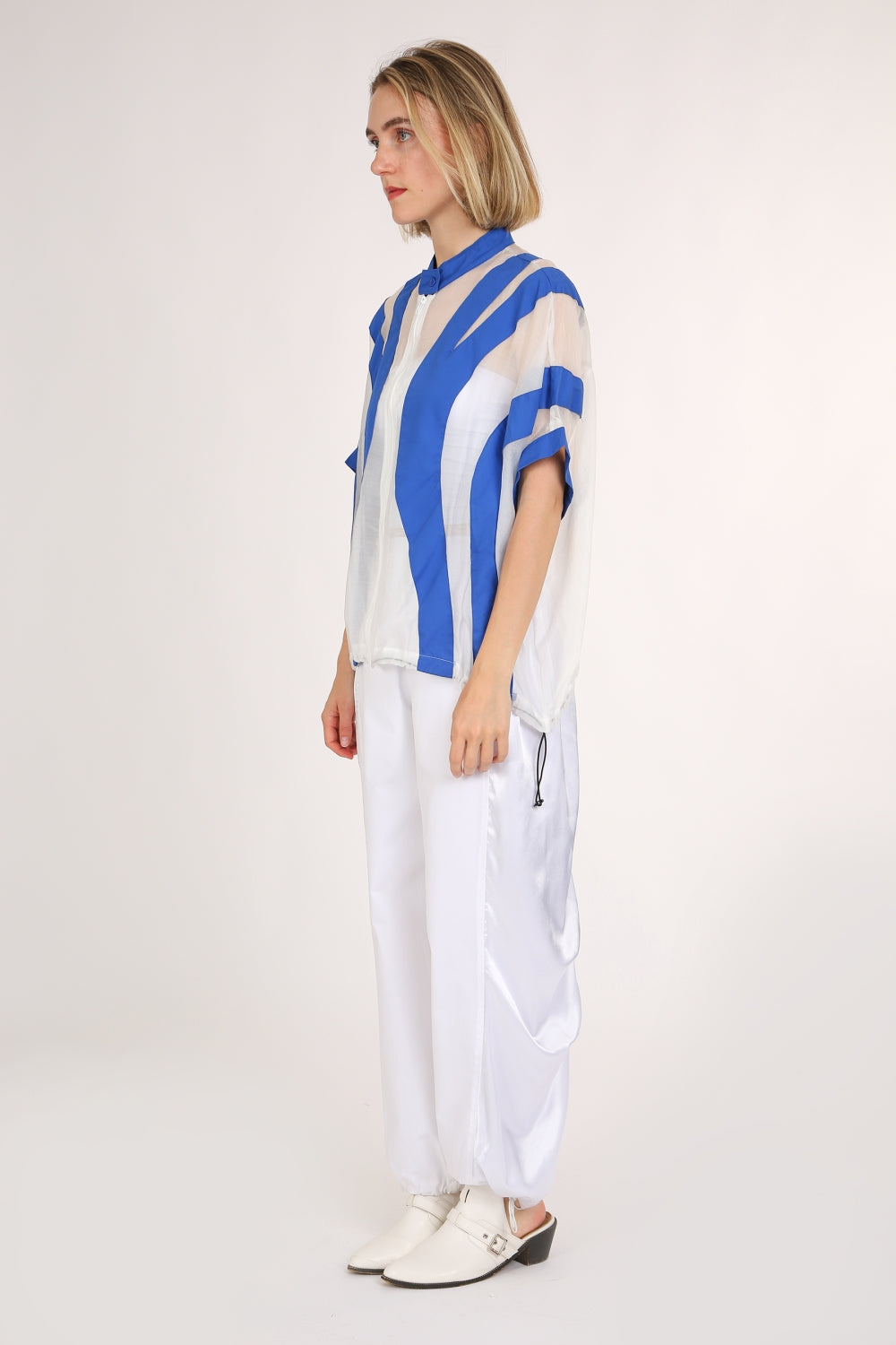 MC7060_WHITE
