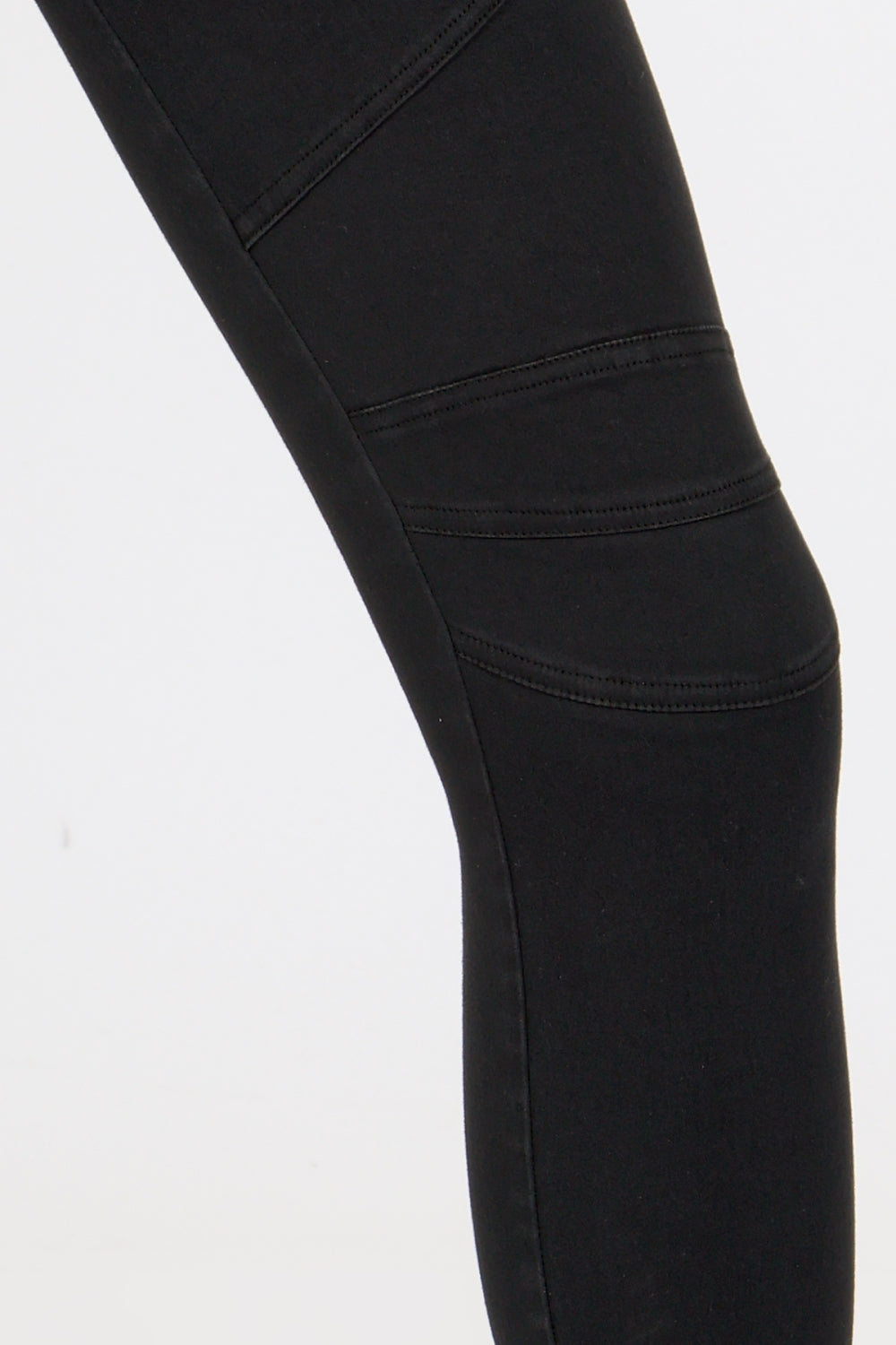 DM7002_BLACK