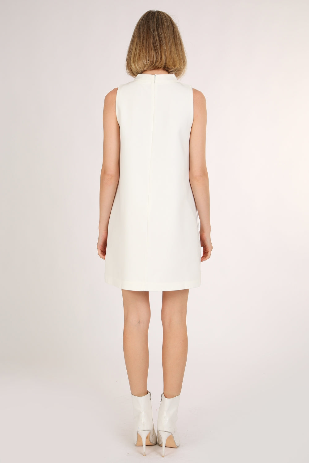 PC3676_WHITE