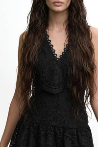 Geometric Guipure Lace Tiered Maxi Dress