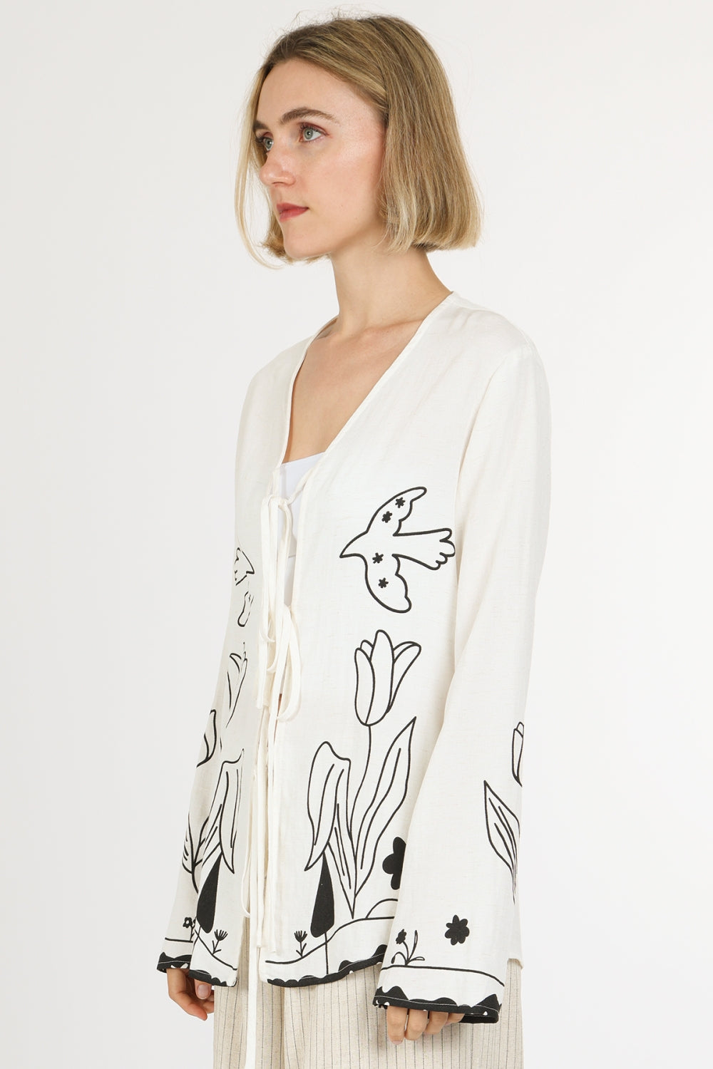 Nathan Contrast Modern Graphic Print Tie-Front Tunic – Shop