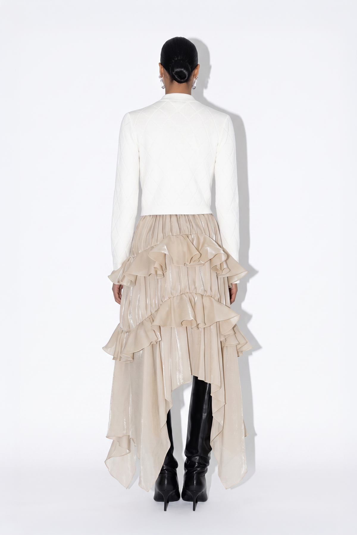 Diamond Textured Knit Metallic Button Jacket