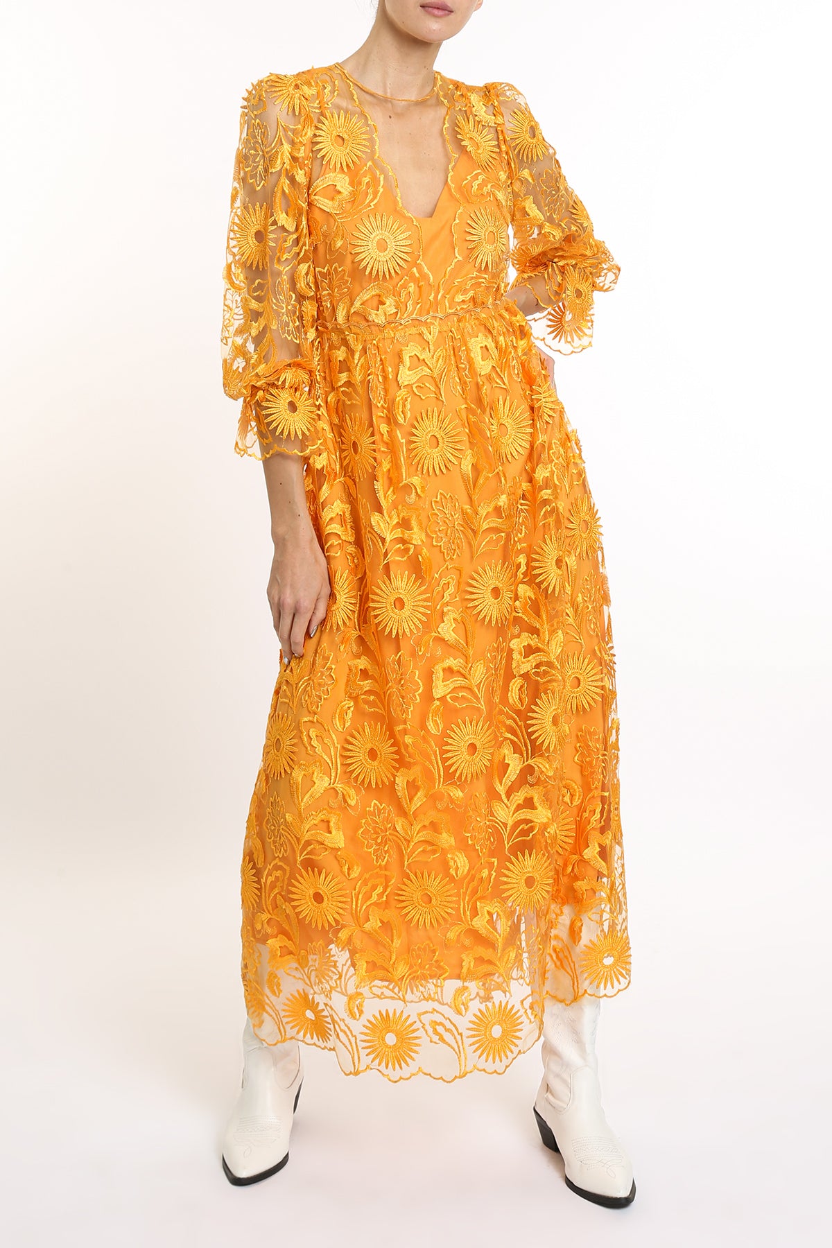 Sunny Lace Embroidered Sweetheart Mesh Maxi Dress - Shop Beulah Style