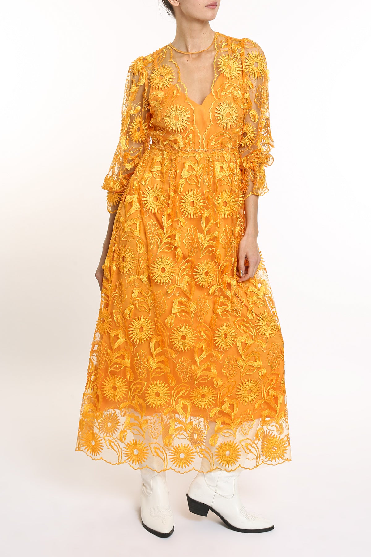 Sunny Lace Embroidered Sweetheart Mesh Maxi Dress - Shop Beulah Style