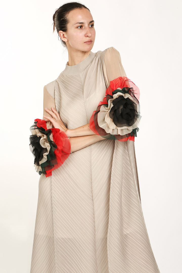 Alias Tricolor Ruffled Applique Detail Pleat Midi Dress - Shop Beulah Style