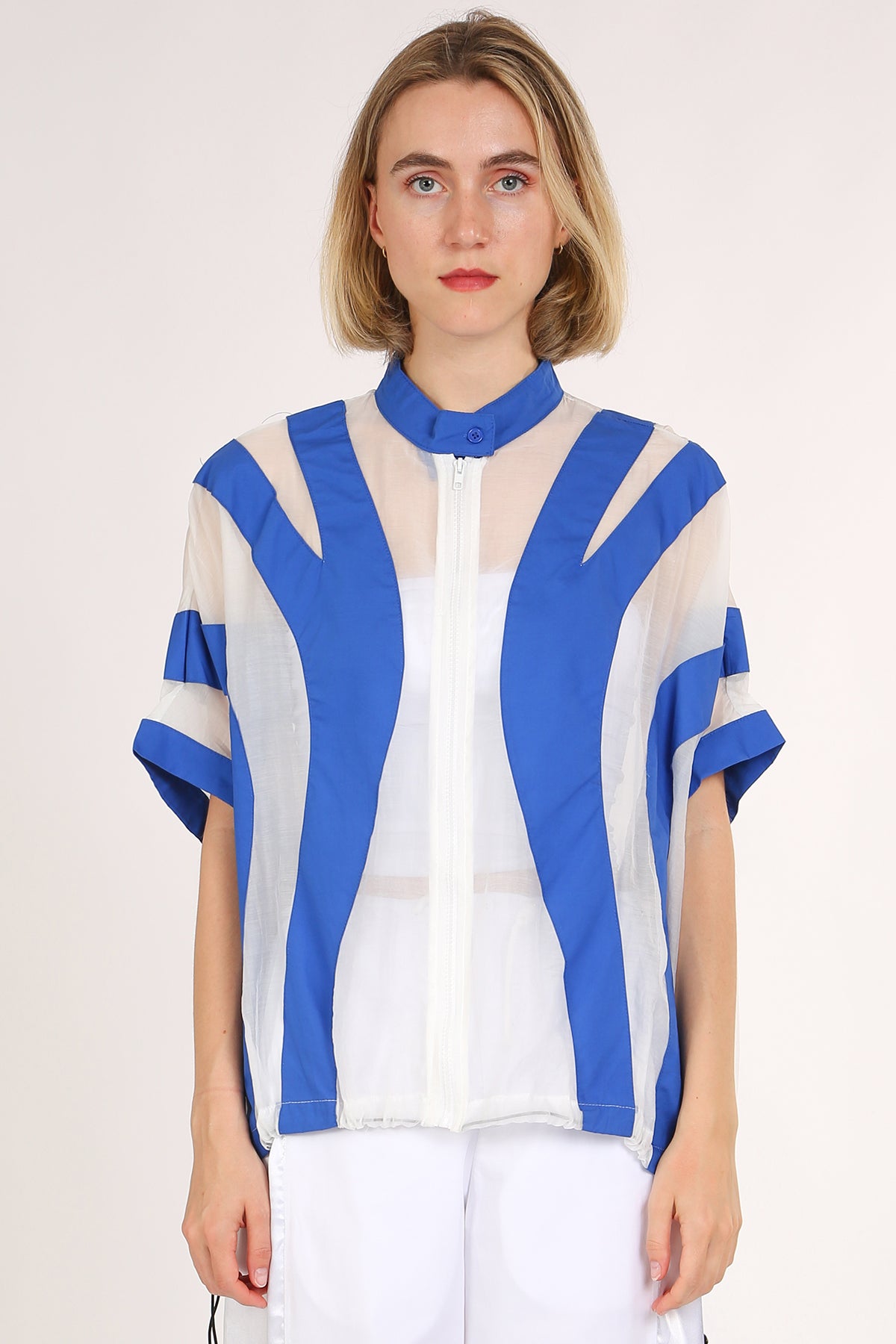 Nicole Contrast Color Sheer Fabric Zip-Up Top - Shop Beulah Style