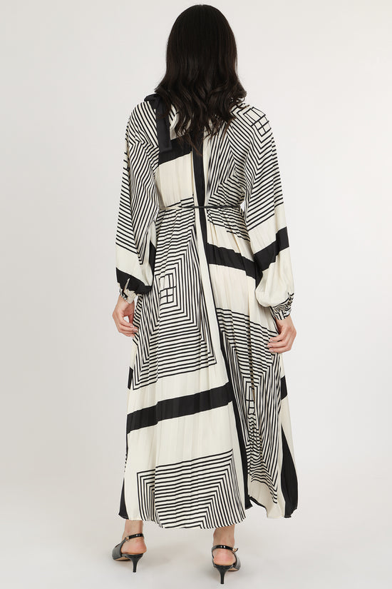 Mandy Contrast Geometric Pleated Maxi Dress - Shop Beulah Style