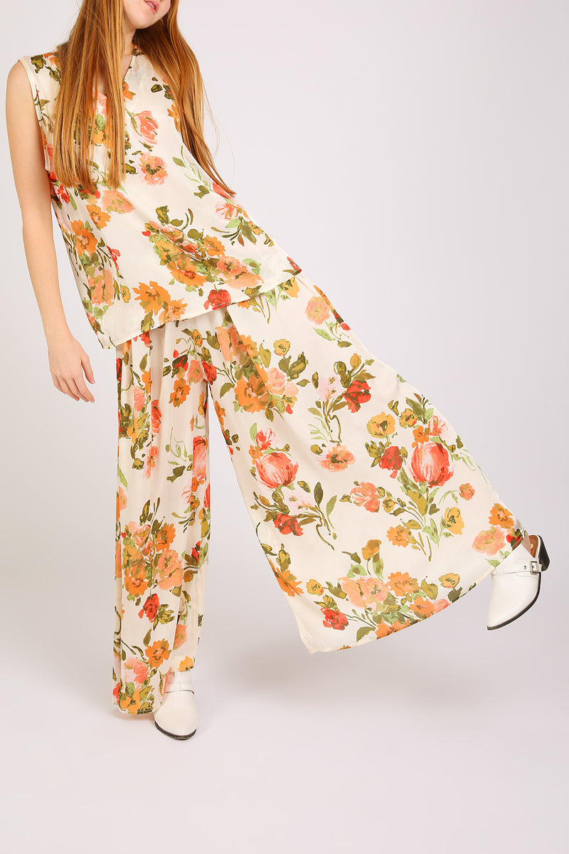 Camila Floral Print Robed Sleeveless Top & Flare Pants