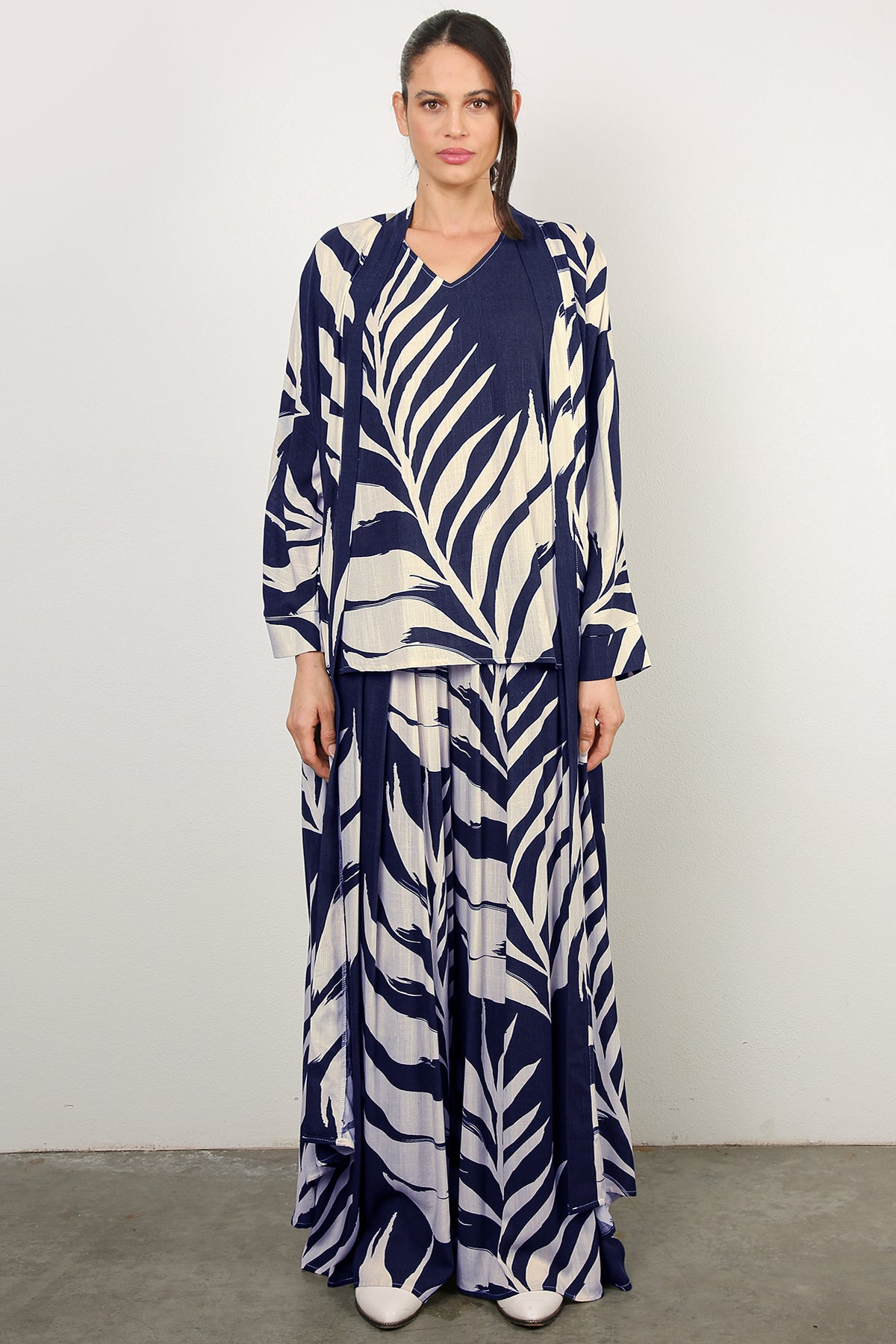 Bellamy Contrast Tropical Print Three-Piece Set - Shop Beulah Style