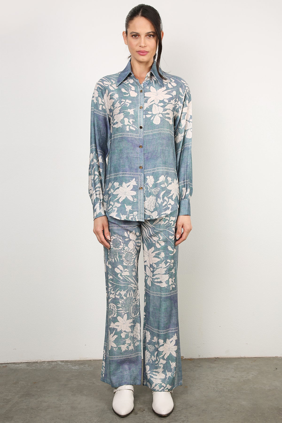 Leon Floral Printed Linen-Style Shirt & Pant Set