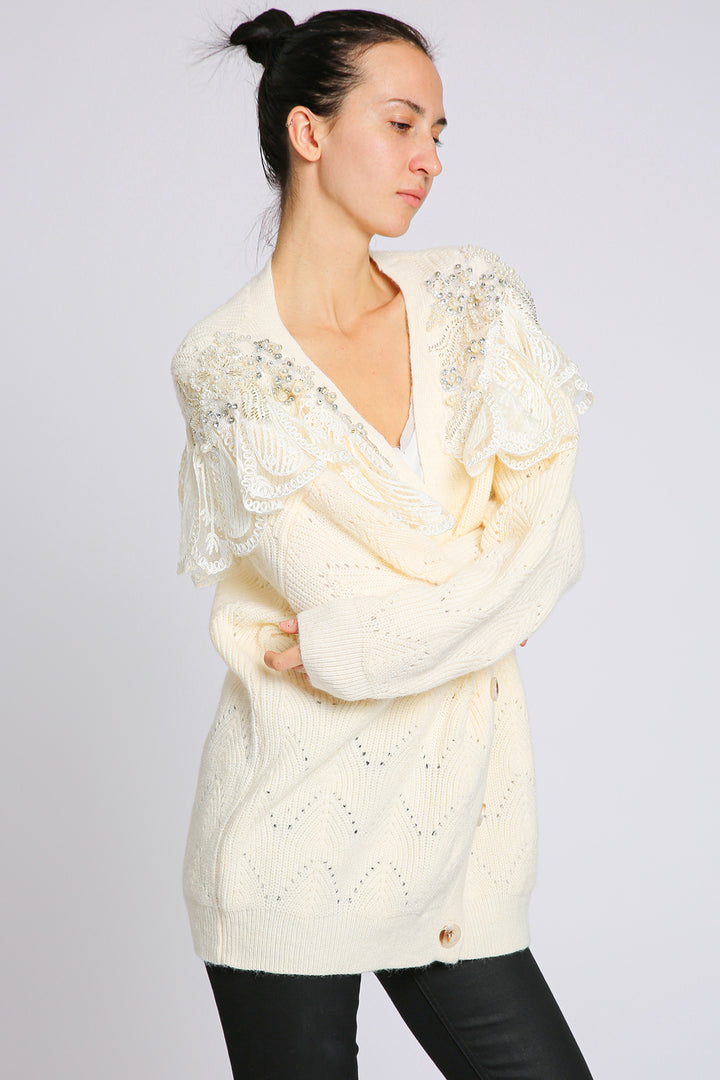 Mallow Embellished & Embroidered V-Neck Knit Cardigan