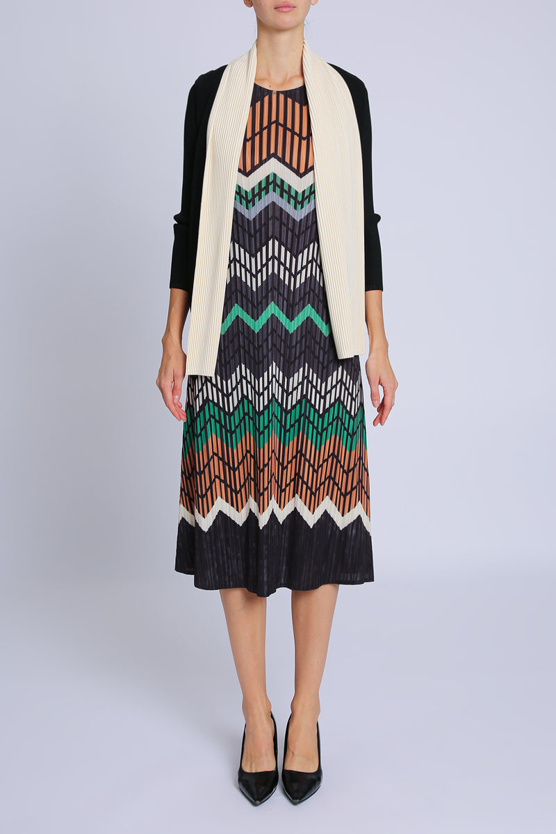 Alexander Chevron Pleats Midi Dress & Contrast Open Jacket