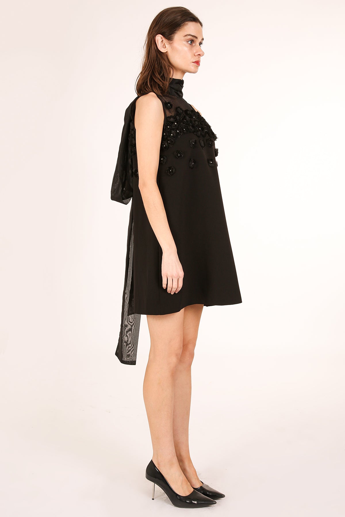 Kaylyn Embellished Floral Applique Mini Shift Dress