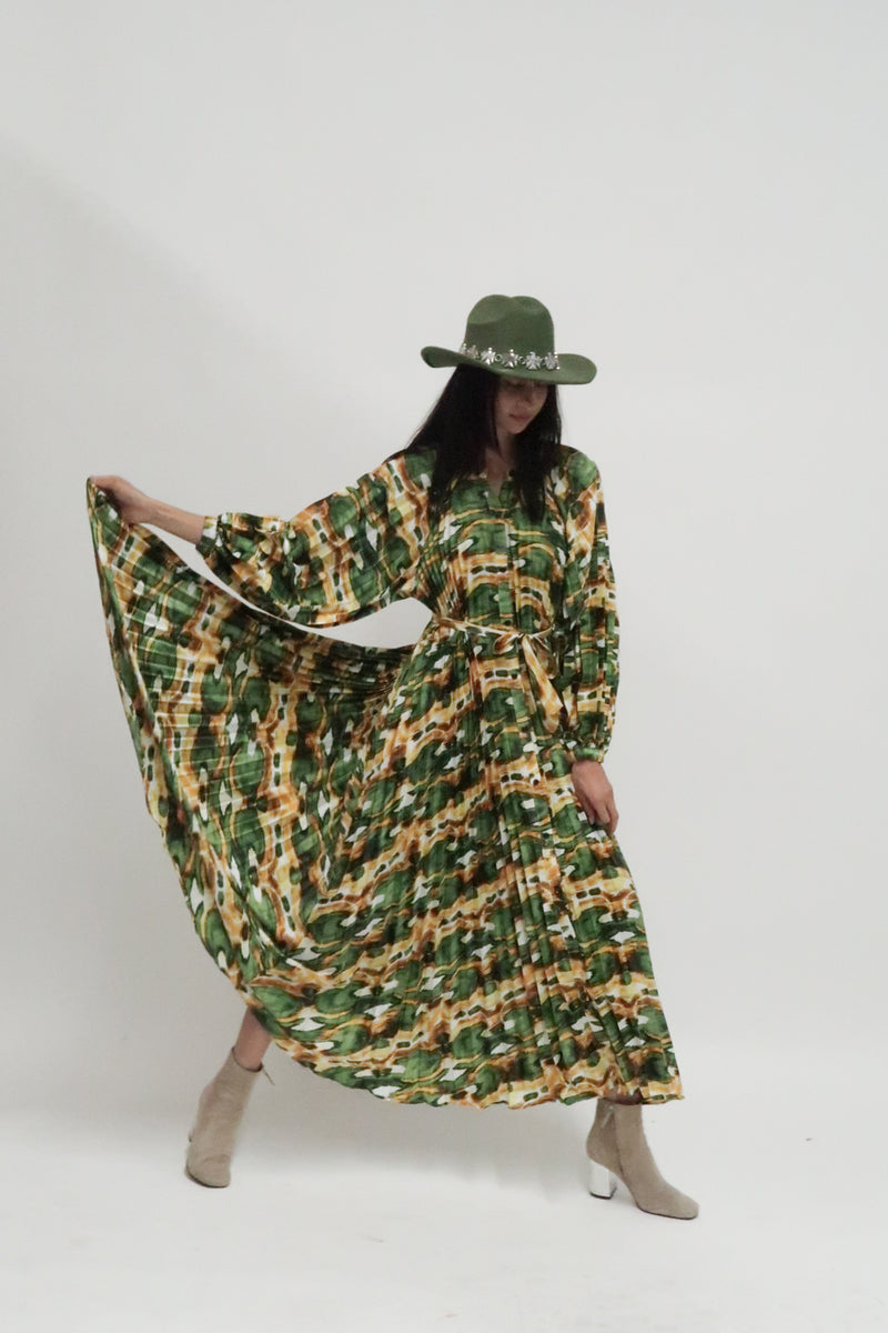 Jenni Pleated Print Maxi Dress - Shop Beulah Style