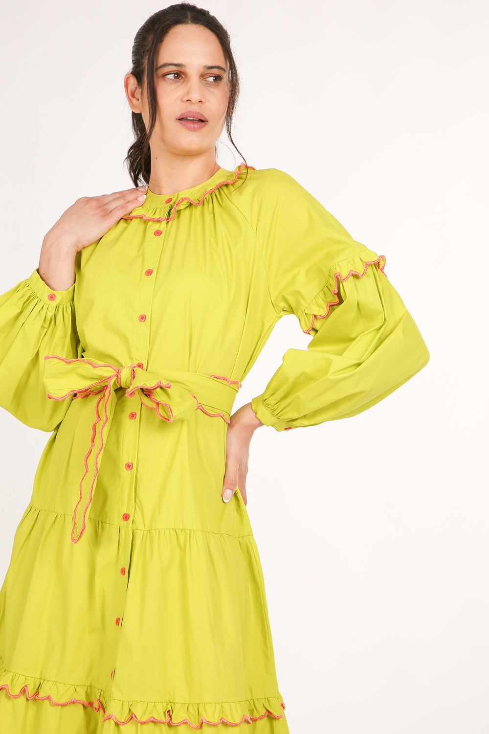 PC3899_NEON