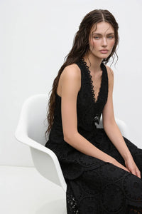 Geometric Guipure Lace Tiered Maxi Dress