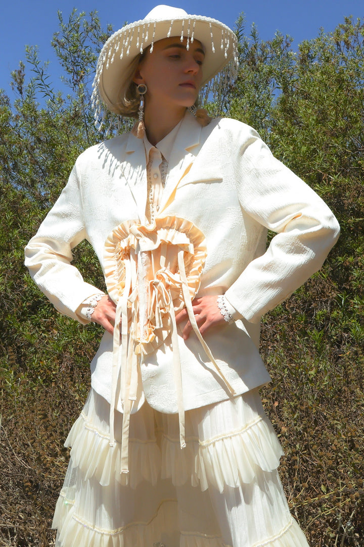 DC4017_IVORY